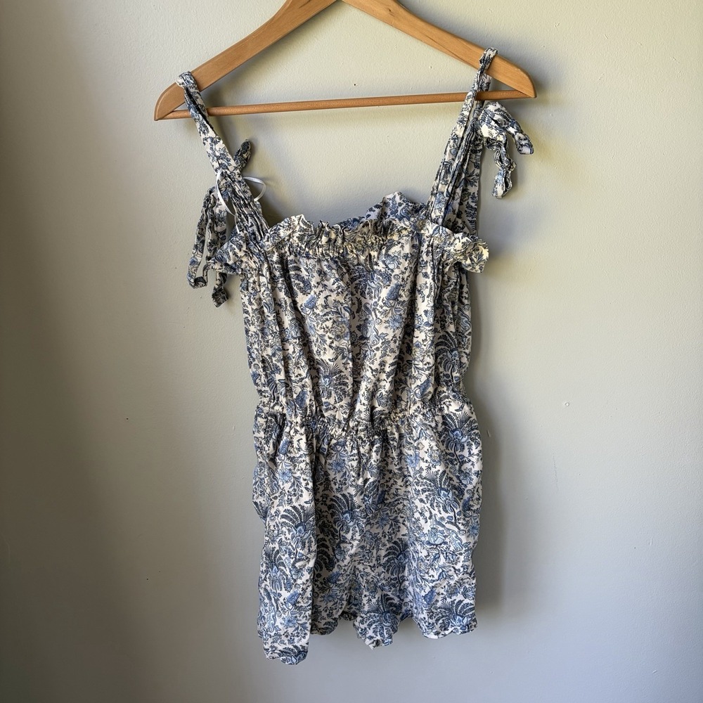 H&M Womens‎ Romper White Blue Floral Smocked Waist Tie Shoulder Size 4